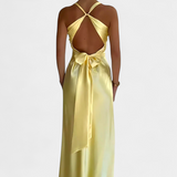 Dolores Vestido Elegante con Cintura Torcida y Escote en V
