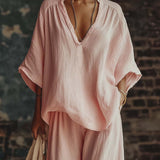 Conjunto de Camiseta y Pantalones con Escote en V Samantha