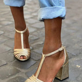 SANDALIAS ELEGANTES CON T-BAR