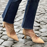 TACONES PUNTIAGUDOS CON TIRA CRUZADA