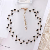 Collar de vid con gemas Talise Oscura