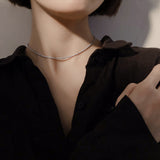 Collar de clavícula esterlina Cia