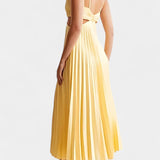 Selena Vestido Sin Mangas Plisado con Corte Lateral y Detalle Torcido