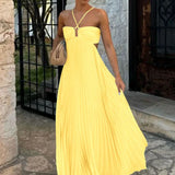 Vestido Maxi con Cuello Halter Plisado y Detalle de Espalda Abierta