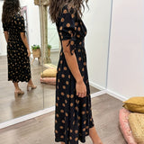 Amaris | Vestido Midi de Lunares con Escote en V para Mujeres