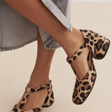 ZAPATOS T-STRAP CON ESTAMPADO ANIMAL