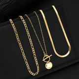 Collar de Capas de Moneda Texturizado Savira | Dorado