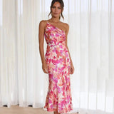 Elegante vestido de cóctel floral de un solo hombro
