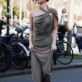 Vestido Maxi Drapado de Un Hombro con Silueta Esculpida