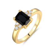 Anillo de Baguette de Espinela Negra | Dorado