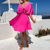 Vestido mini drapeado con escote en V y mangas cortas sueltas para mujer