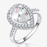 Anillo en forma de pera Talia