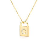 Collar del Candado de Inicial Dorada
