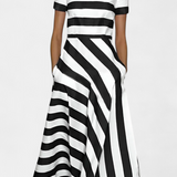 Lustra Vestido Maxi de Rayas con Corte Fluido y Caída Relajada