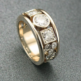 Anillo con Circonitas Vintage en Oro