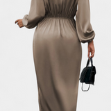Giada Vestido Largo Elegante con Escote en V y Abertura Lateral