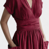 Cressida Vestido de Algodón con Escote en V y Cintura Ajustable