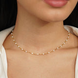Collar de perlas blancas clásico